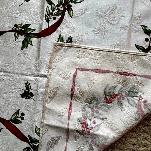 Christmas holiday tablecloth creamy white holly berries red ribbon border buffet - Picture 6 of 10